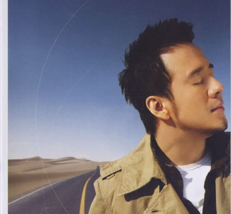 名称：杨坤 - 2007年专辑 - 牧马人   Flac描述：一直以来凭借一把别具风格的沙哑歌喉、卓而不群、独具表现力的音乐创作才华而在歌坛独占螯头的杨坤，由于对自身的要求越来越高，对音乐的想法越来越固执，在发行完第三张专辑《2008》之后，曾一度患上抑郁症，近乎自闭