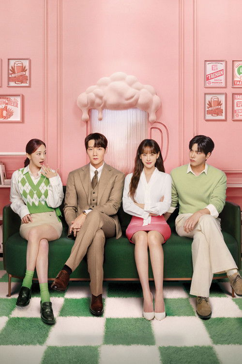 理事长和我的秘密关系 (2026)1080p S01E01简介： 该剧讲述高中教师张曦媛因失恋与盛德集团副董事长姜霜剑意外发生关系后怀孕，由此展开未婚妈妈与不婚男性之间关于责任与情感的纠葛 