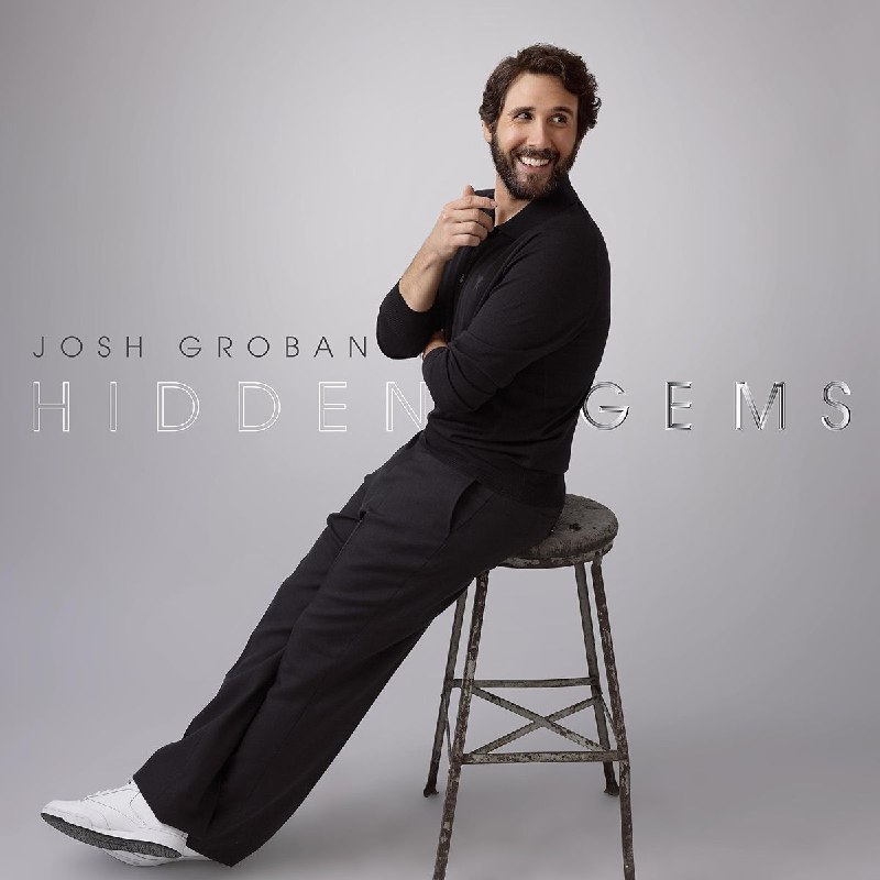 名称：Josh Groban - 2025 - Hidden Gems FLAC Hi-Res 24bit-44.1kHz描述：  这张2025年发行的《隐秘瑰宝》，是乔什·格罗班精心打造的“小众音乐宝藏集”