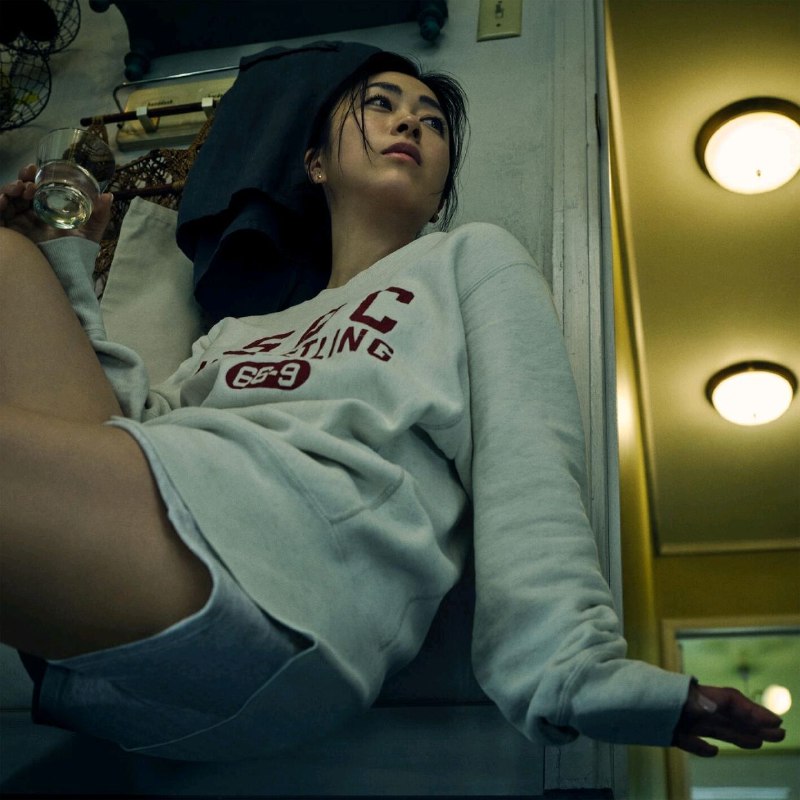 名称：宇多田光 - Mine or Yours (2025-11-26) FLAC Hi-Res 96kHz 24bit qobuz描述：宇多田光2025年11月推出的《Mine or Yours》EP，含原版、3支国际音乐人Remix、THE FIRST TAKE现场版及伴奏共6首曲目