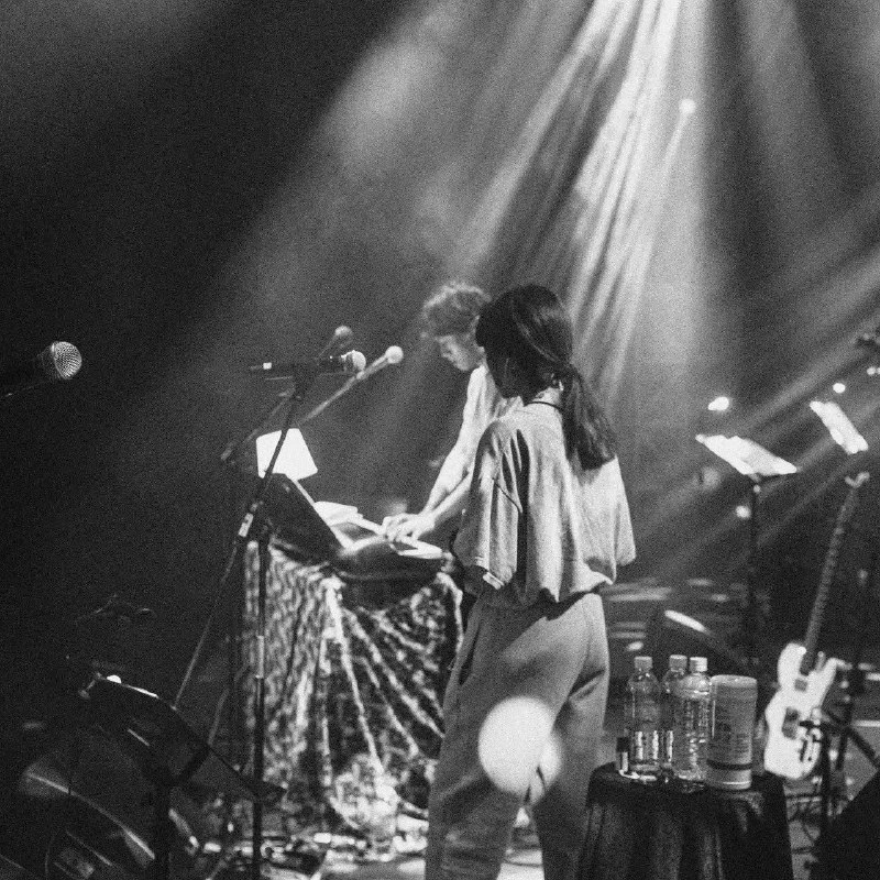 名称：my little airport 2022.03《我都唔知道》Live FLAC描述：My Little Airport 2022年3月推出现场专辑《我都唔知道》，收录多首经典曲目现场版