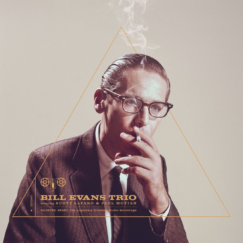 名称：Bill Evans Trio - Haunted Heart - The Legendary Riverside Studio Recordings (2025) FLAC Hi-Res 24bit-192kHz qobuz描述：《Haunted Heart - The Legendary Riverside Studio Recordings》是Bill Evans Trio的经典钢琴三重奏爵士专辑，收录1959-1961年与贝斯手Scott LaFaro、鼓手Paul Motian的传奇录音室作品