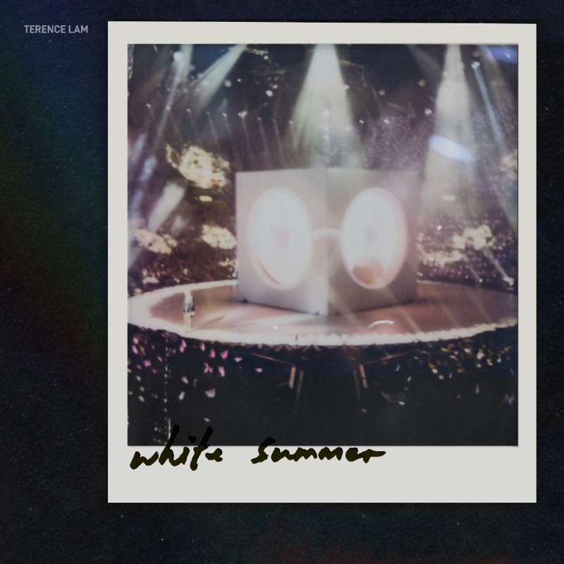 名称：林家谦 - White Summer (2026) FLAC Hi-Res 24it 48kHz描述：收录林家谦2025十场White Summer红馆巡演实况音频，38首曲目包含正场以及安可篇章，24bit高解析音质保留细腻人声，仲夏氛围感浓厚，涵盖热门单曲与氛围感器乐